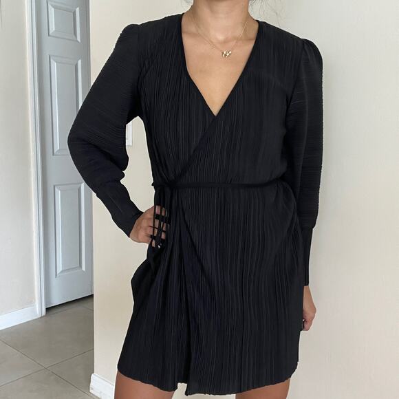 & Other Stories Black Pleated Long Sleeve Wrap Dress Size 2 - Picture 11 of 11